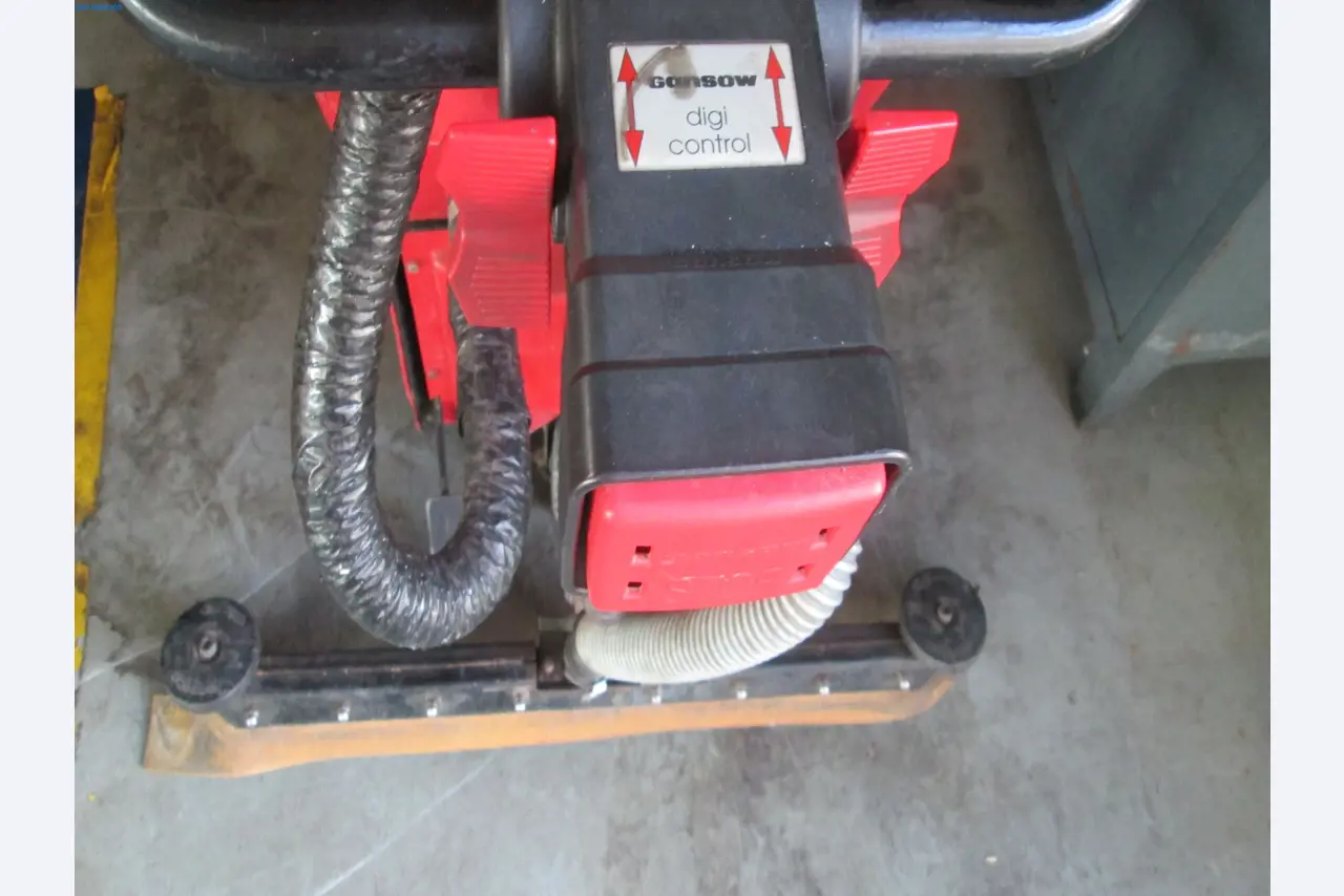 Machines pour le travail des métaux-8