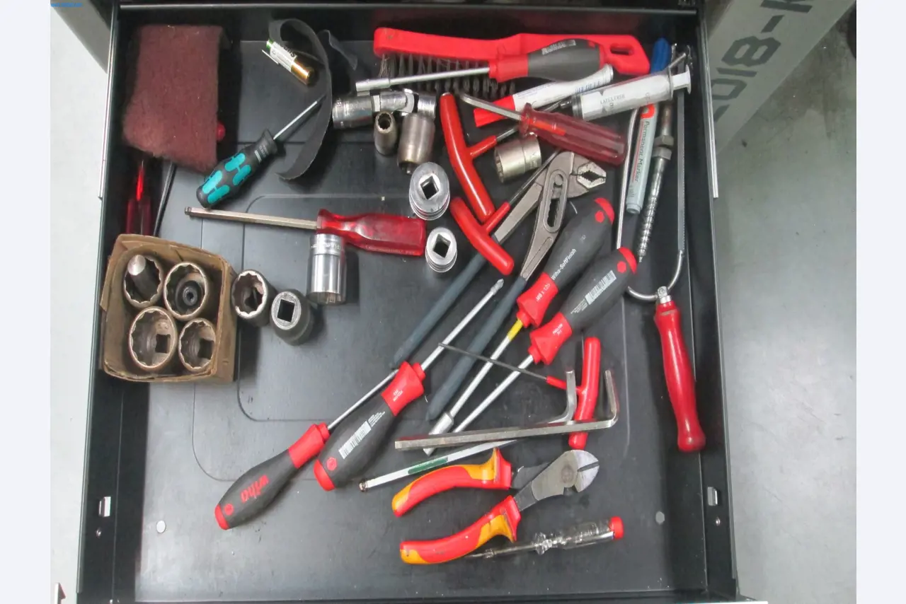 Stroje na zpracování kovů-8