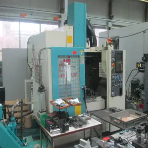 vertikale CNC-Bearbeitungszentrum Matsuura MC-600 VF