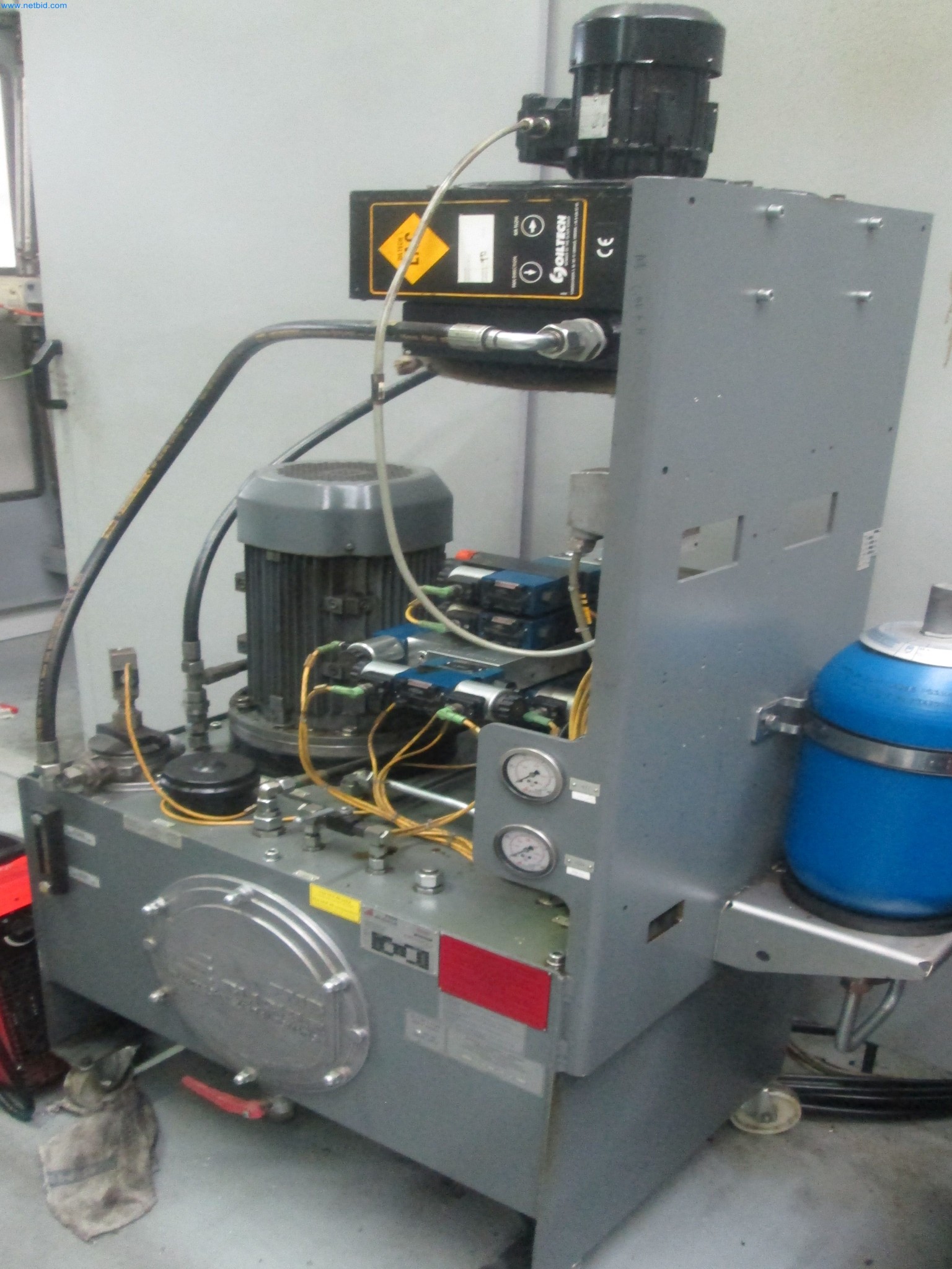 Machines for metal processing-10