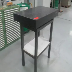 Hartgesteinplatte Hommel