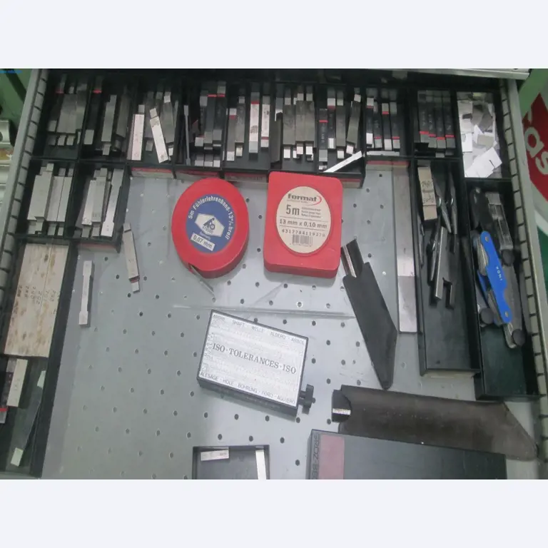 Maschinen für die Metallverarbeitung -4