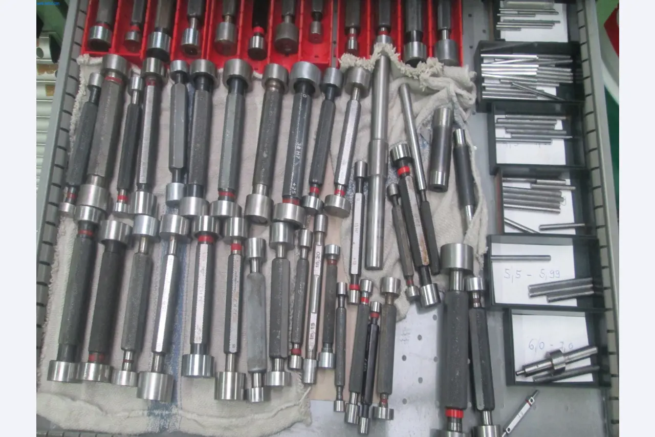 Maschinen für die Metallverarbeitung -5