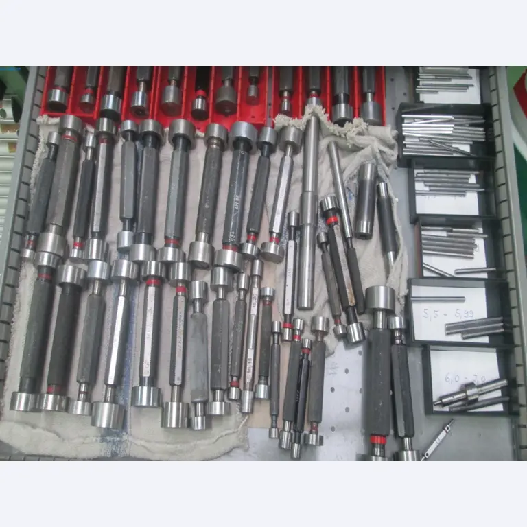 Maschinen für die Metallverarbeitung -5