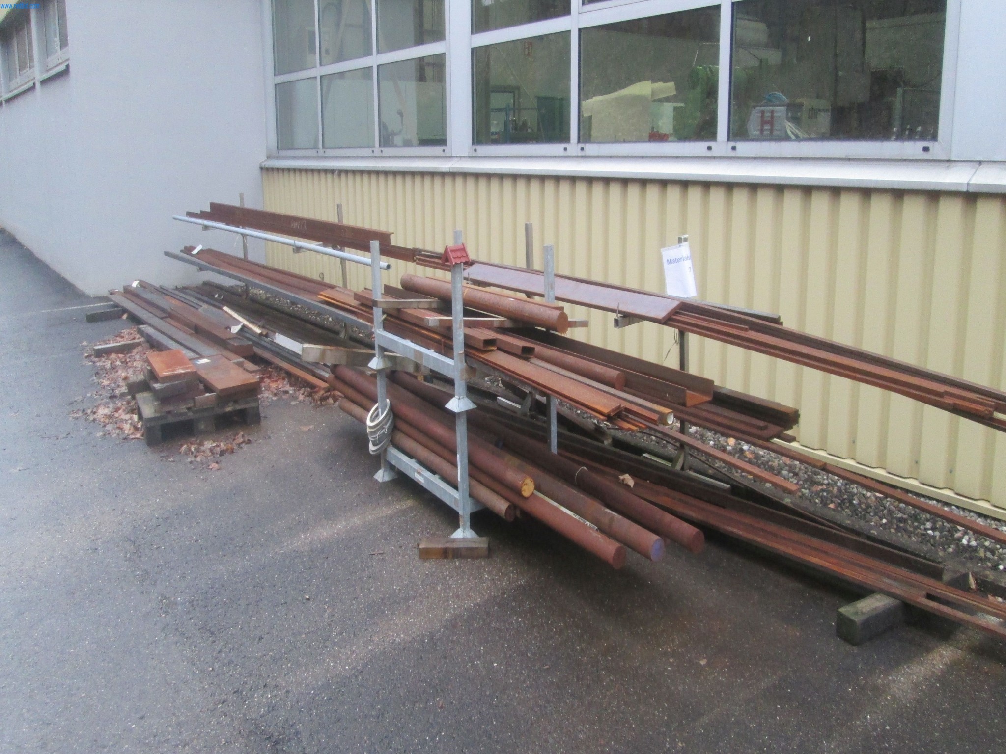 Stroje na zpracování kovů-1