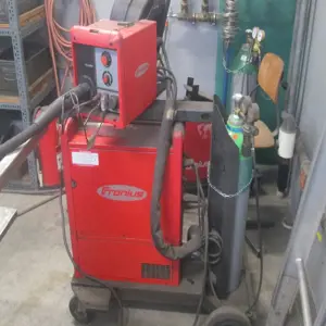 Spawarka łukowa w osłonie gazu Fronius Transpuls Synergic 4000
