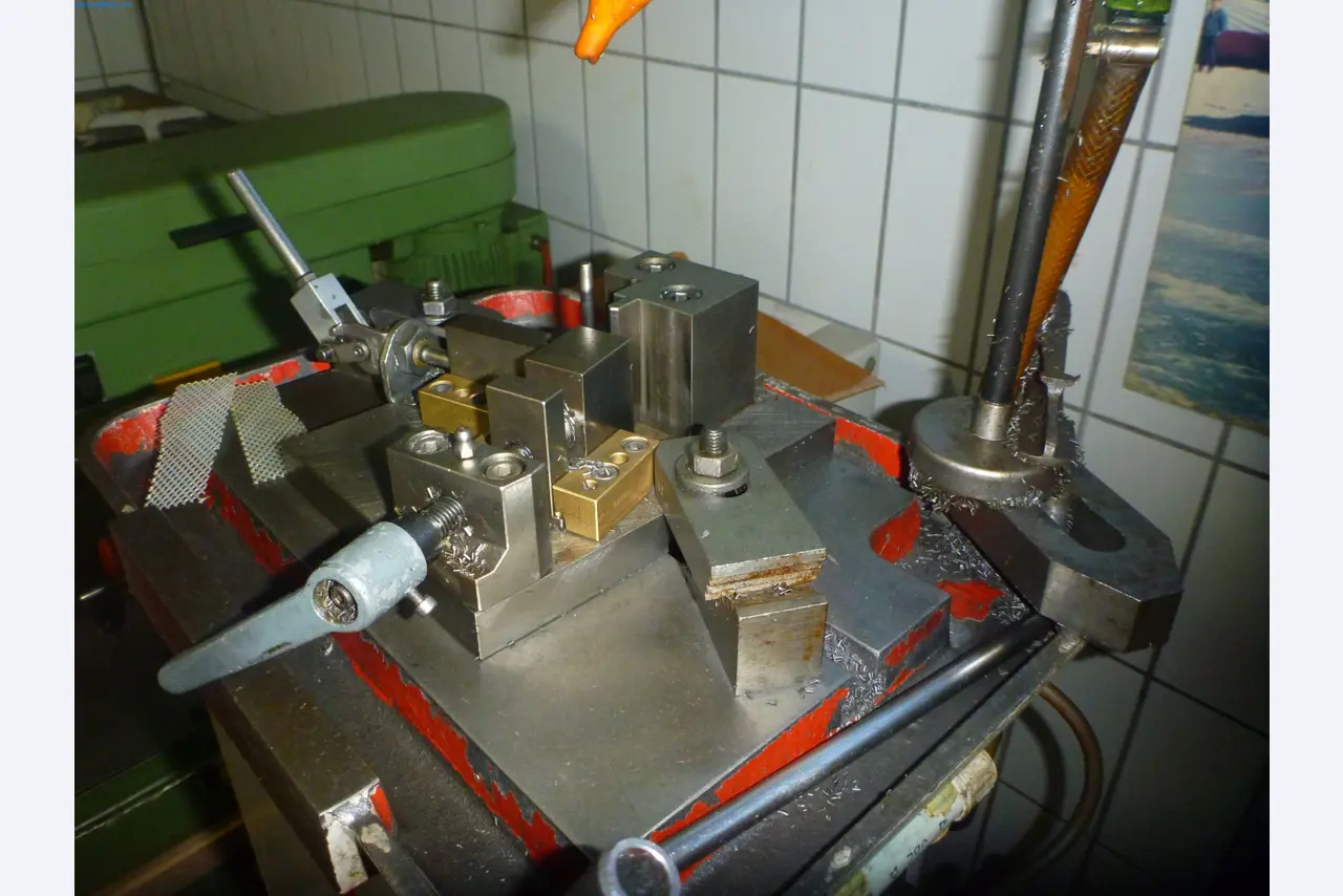 Metalworking, Turning, Milling, Grinding, and Finishing-3