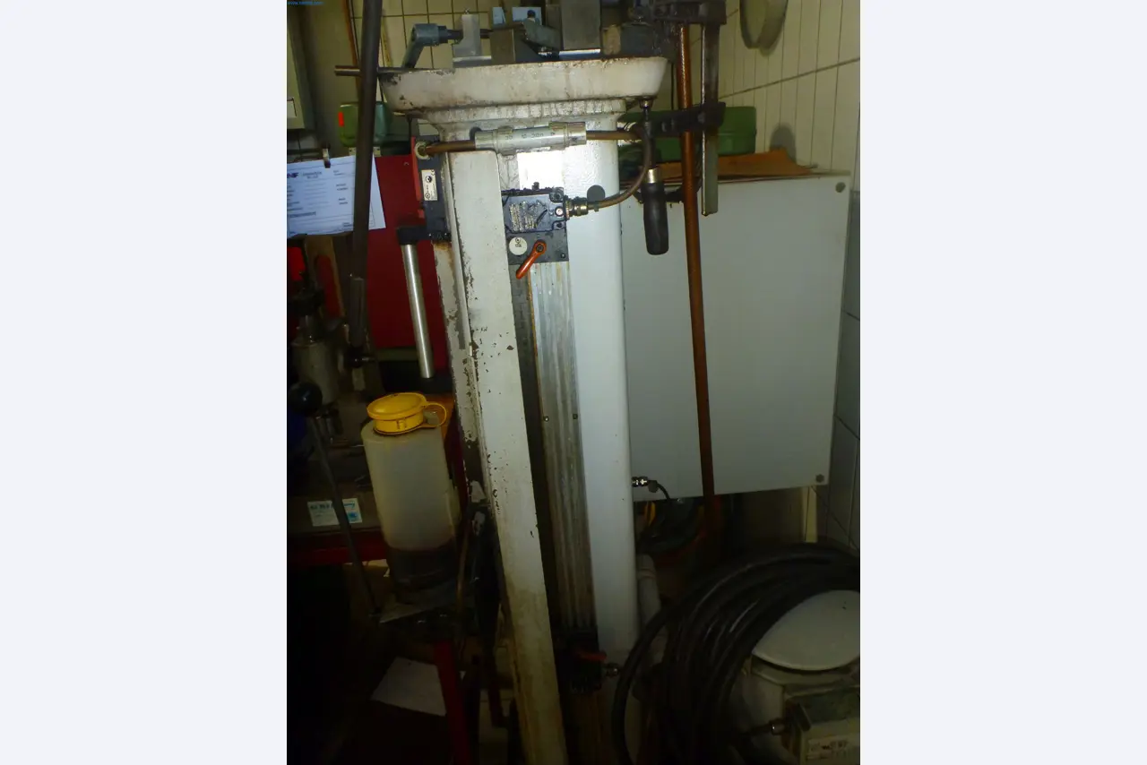 Metalworking, Turning, Milling, Grinding, and Finishing-4
