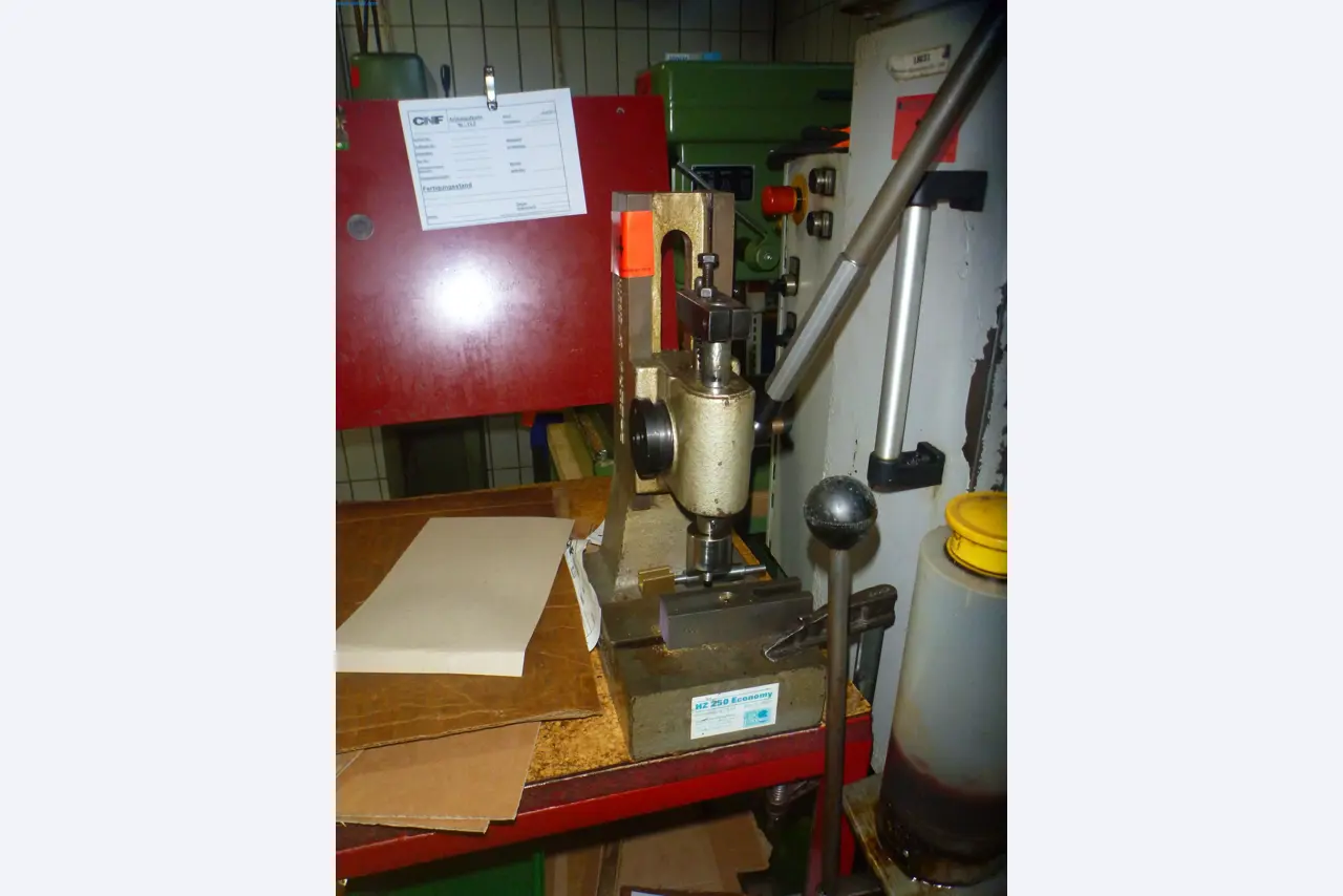 Metalworking, Turning, Milling, Grinding, and Finishing-2