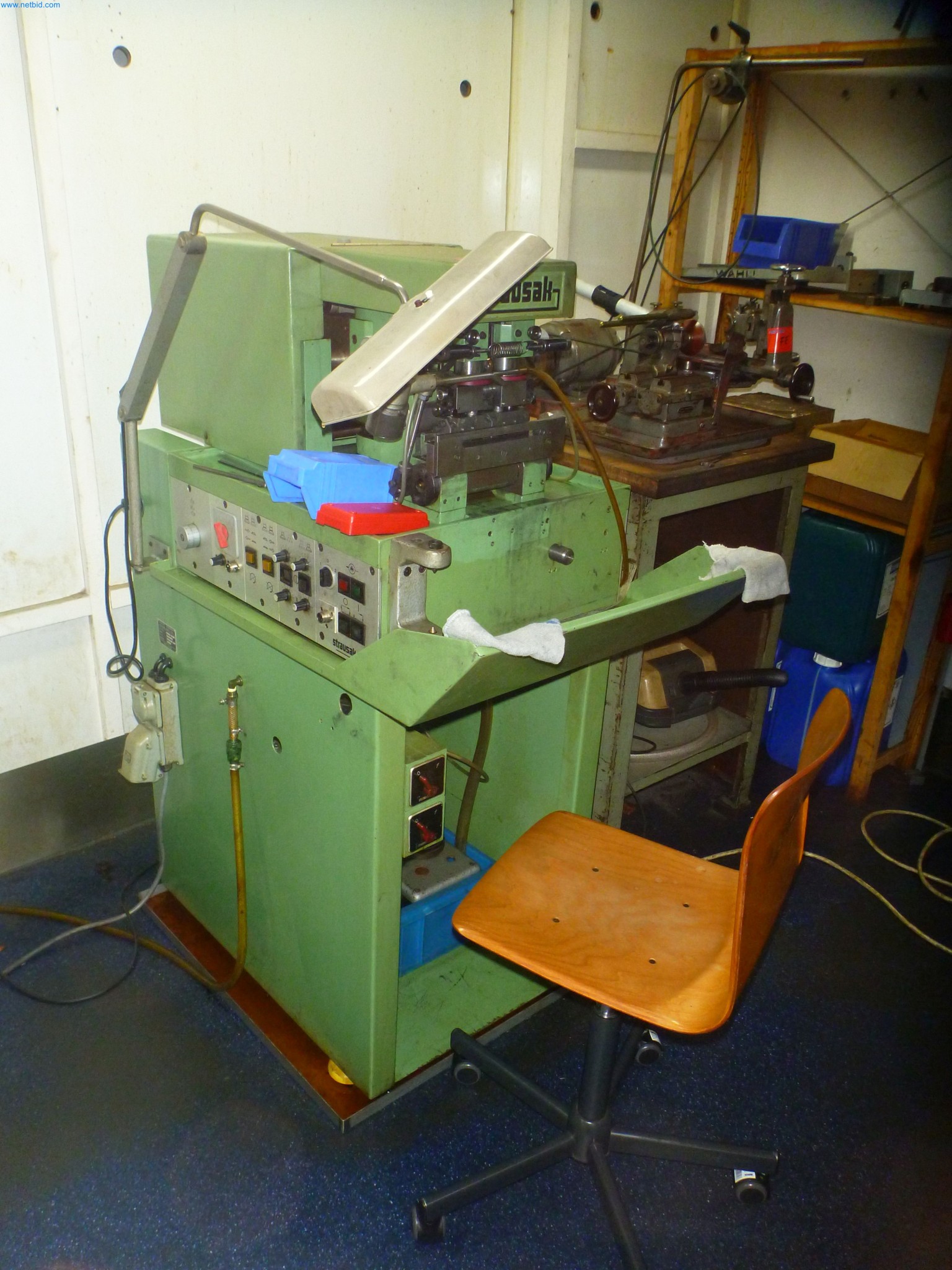 Metallbearbeitung, Drehen, Fräsen, Schleifen und Nachbearbeitung-1