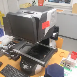 optical measuring device Keyence IM-Serie