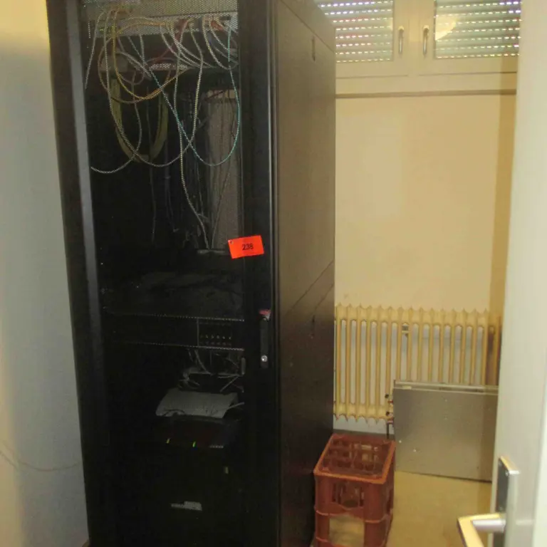 Armoire serveur 19 pouces