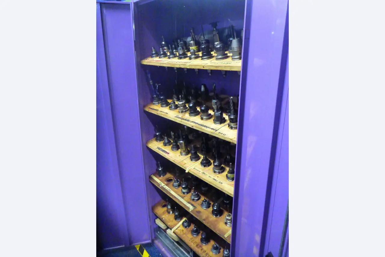 Metalworking, Turning, Milling, Grinding, and Finishing-3