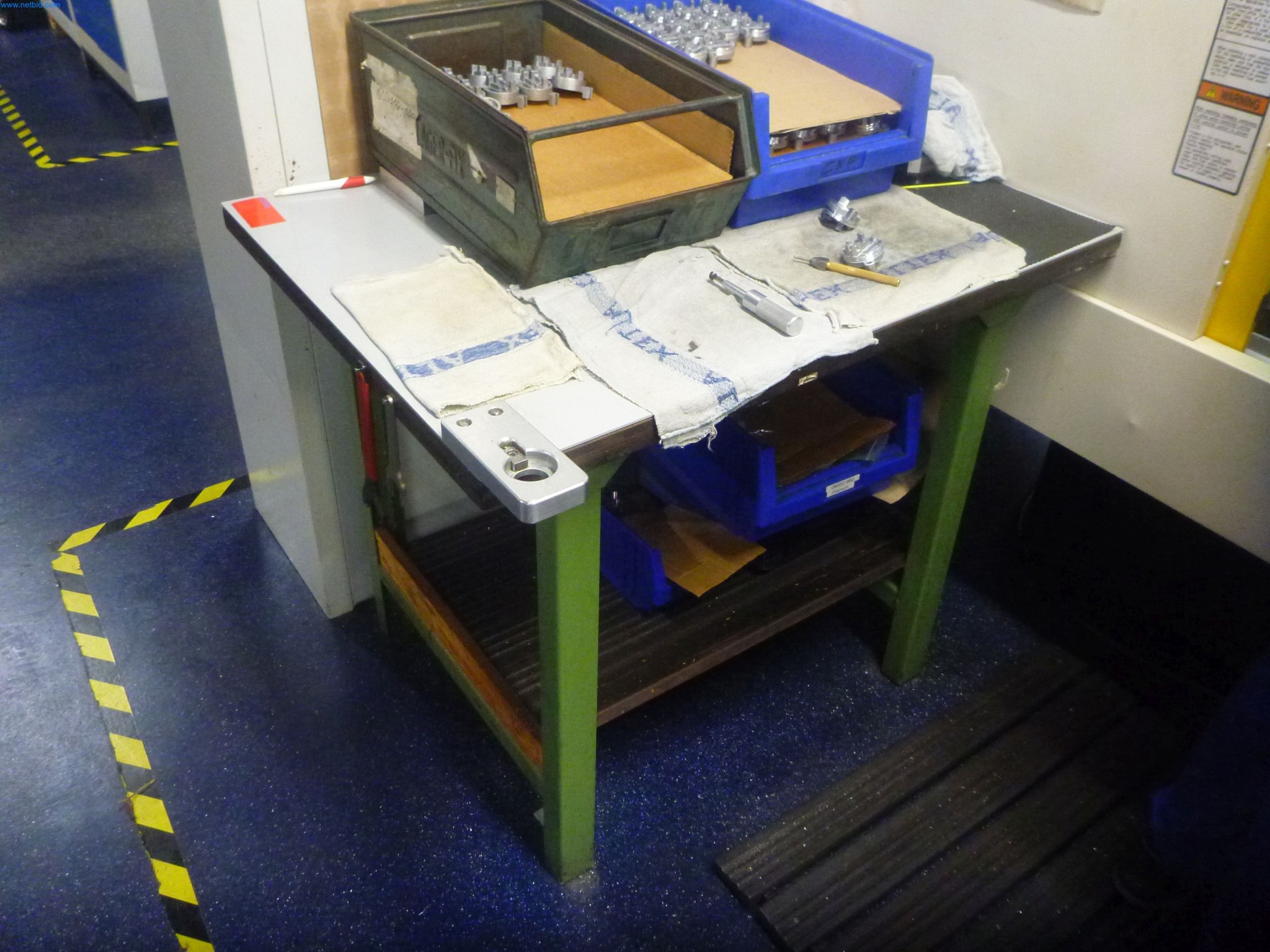 Metalworking, Turning, Milling, Grinding, and Finishing-4