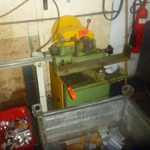 Chamfering machine