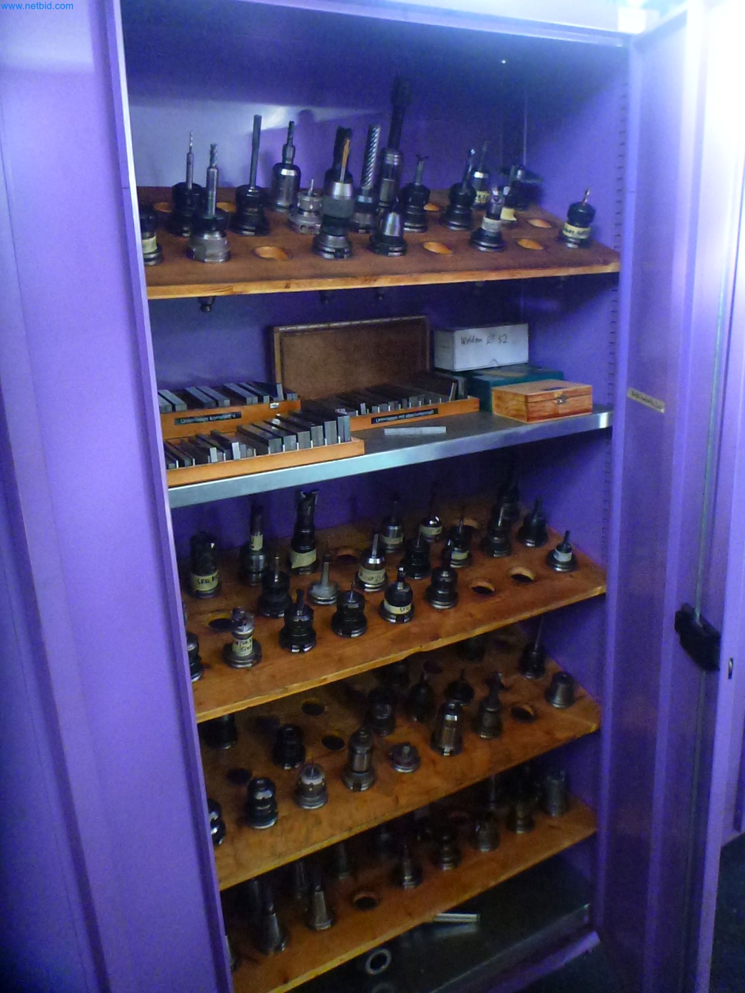Metalworking, Turning, Milling, Grinding, and Finishing-2