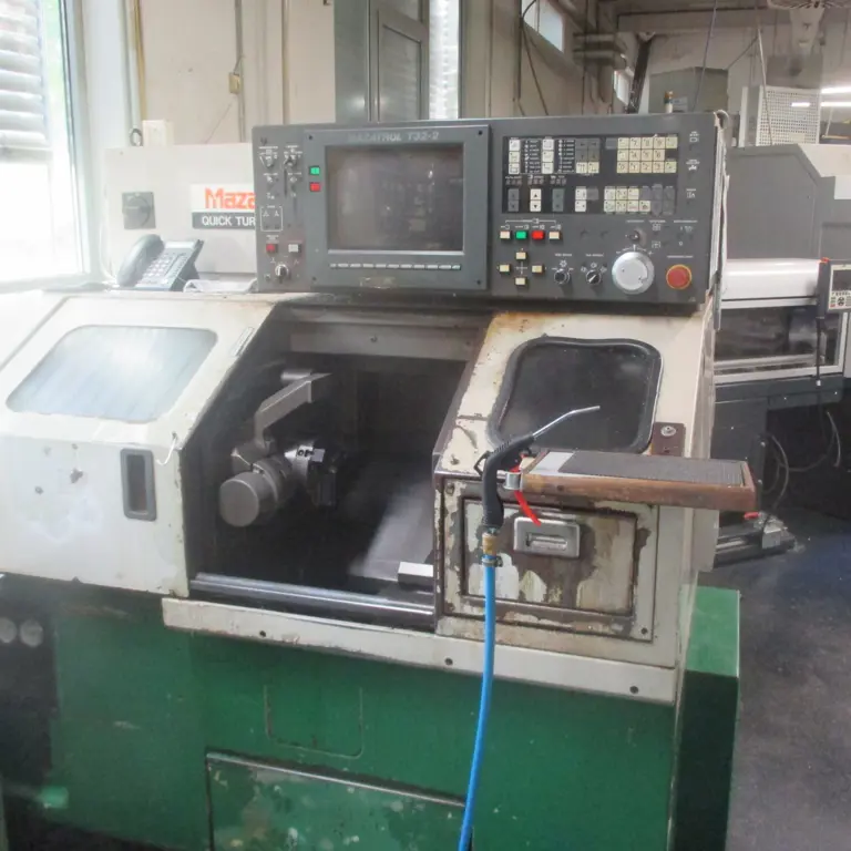 CNC lathe Mazak Quickturn 8N