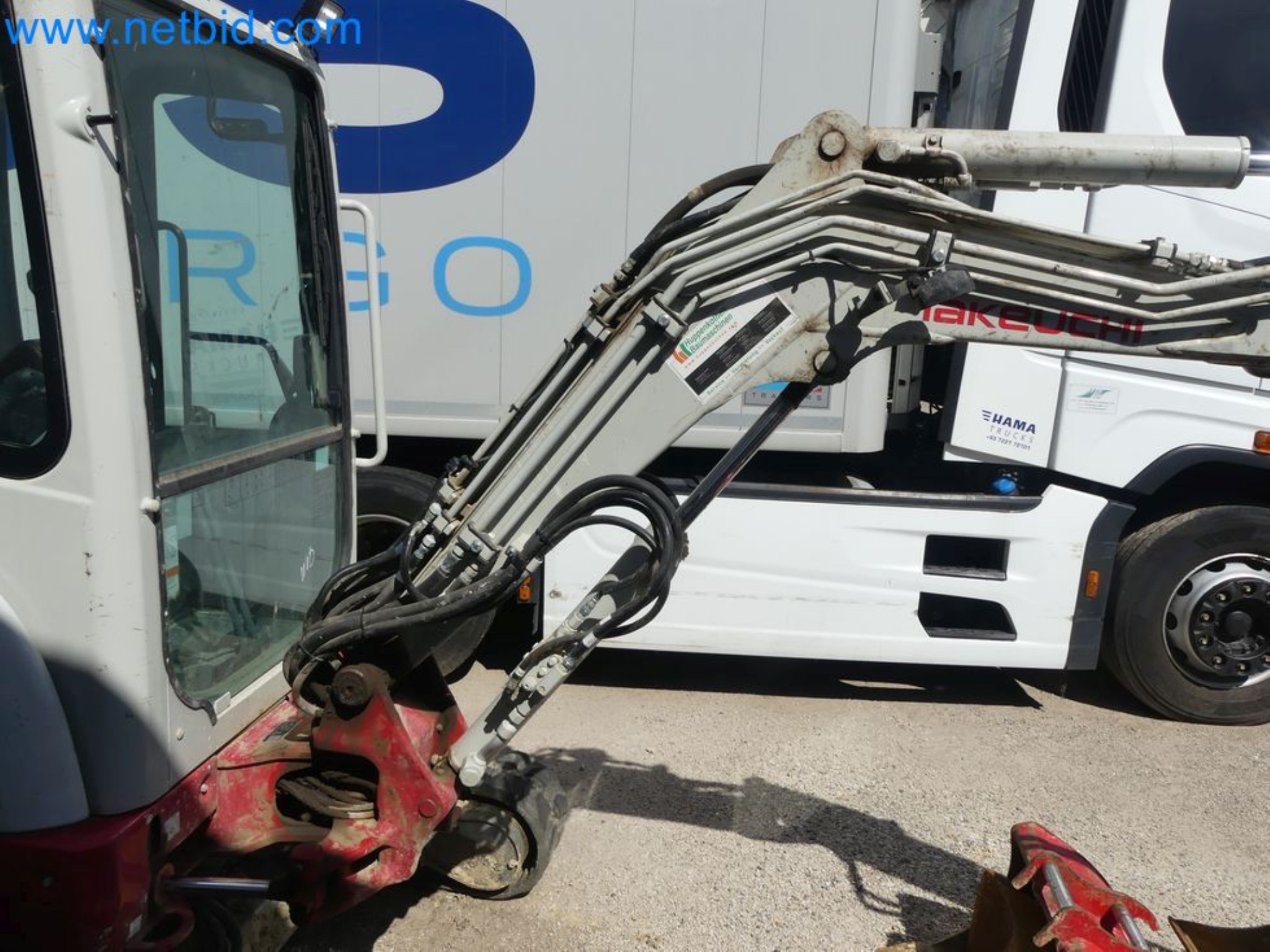 Minikoparka TAKEUCHI TB 225 GI-19