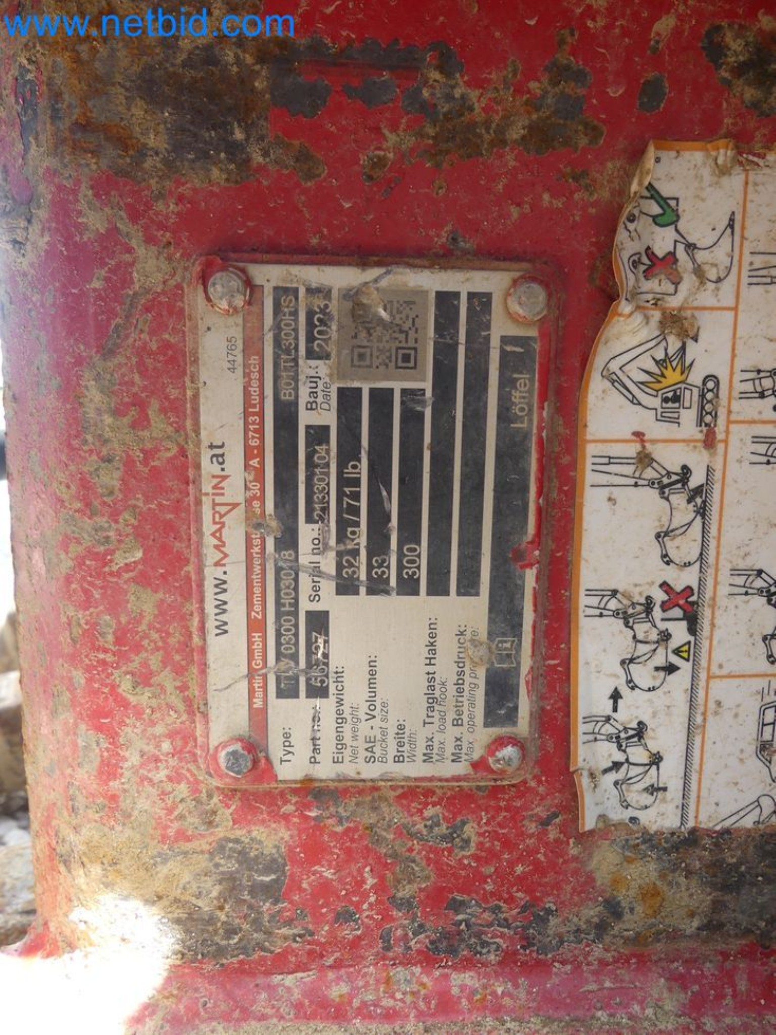 Minikoparka TAKEUCHI TB 225 GI-35