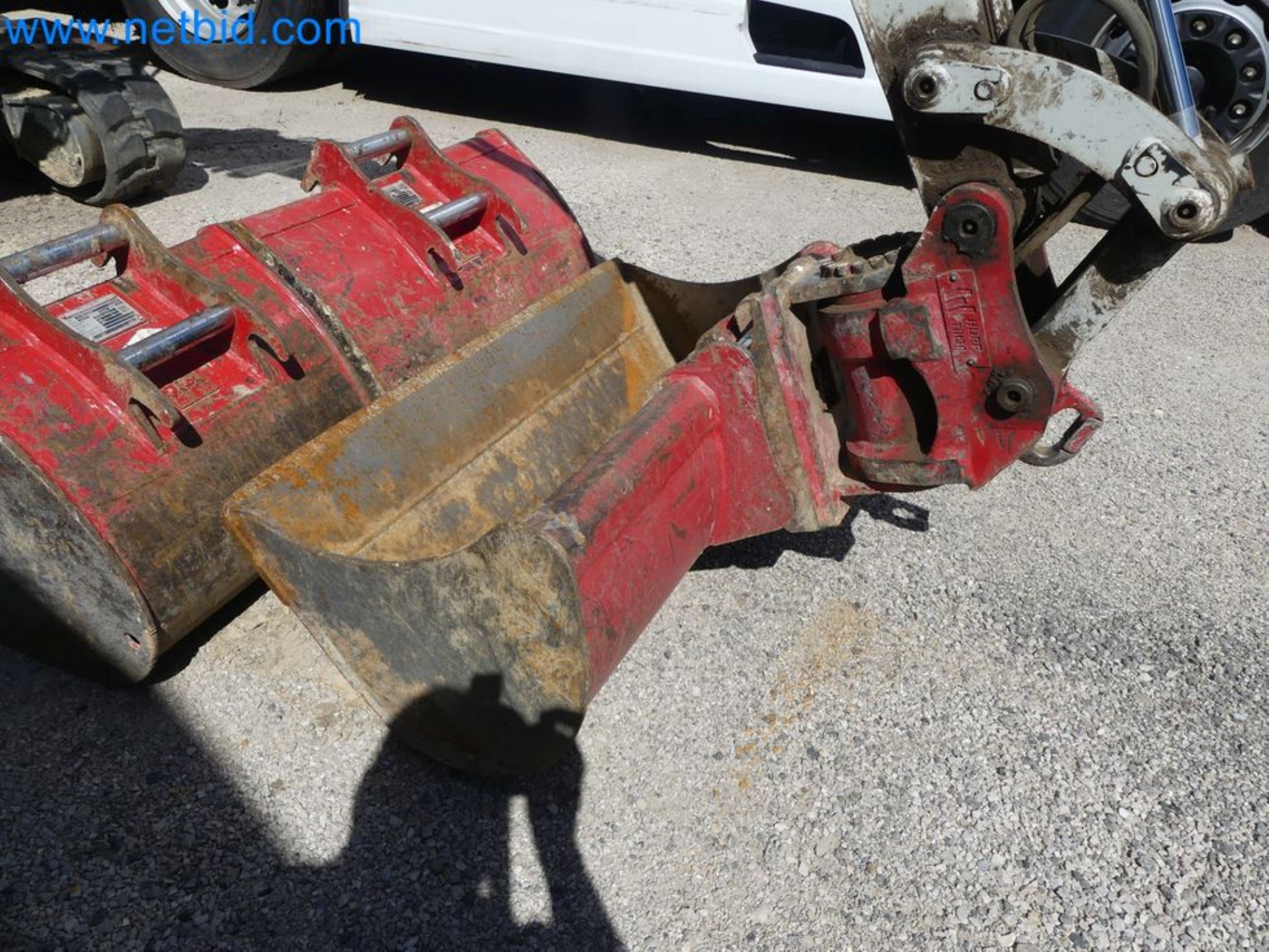 Minikoparka TAKEUCHI TB 225 GI-42