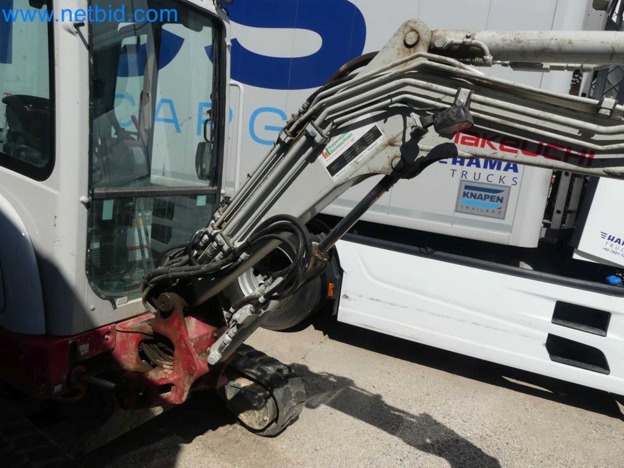 Minikoparka TAKEUCHI TB 225 GI-44