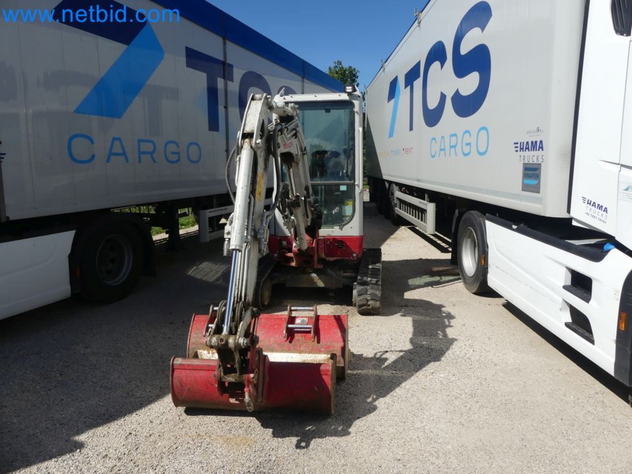 Minikoparka TAKEUCHI TB 225 GI-45