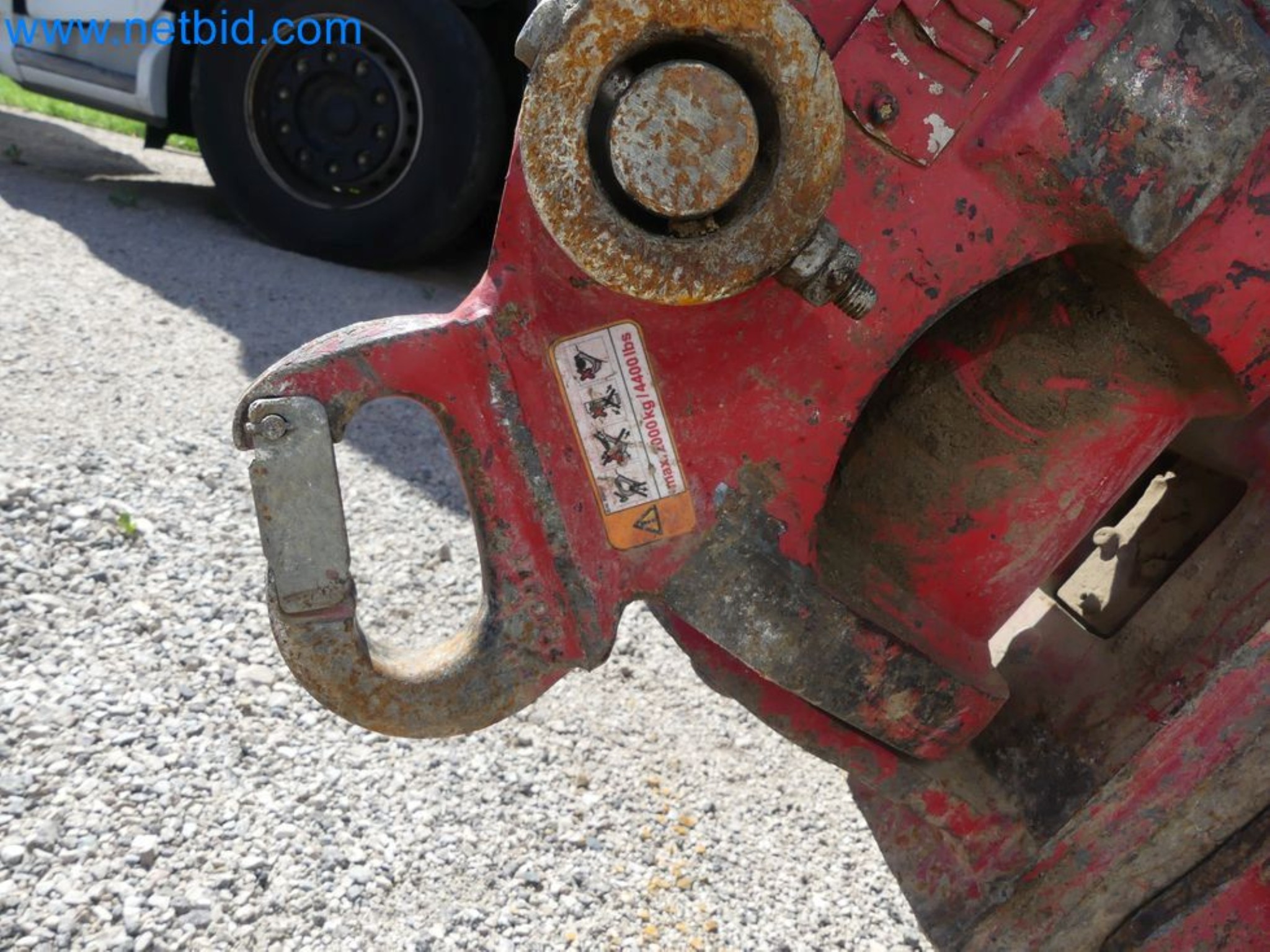 Minikoparka TAKEUCHI TB 225 GI-51