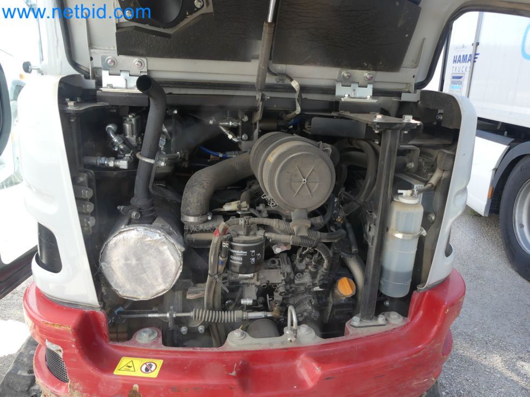 Minikoparka TAKEUCHI TB 225 GI-55