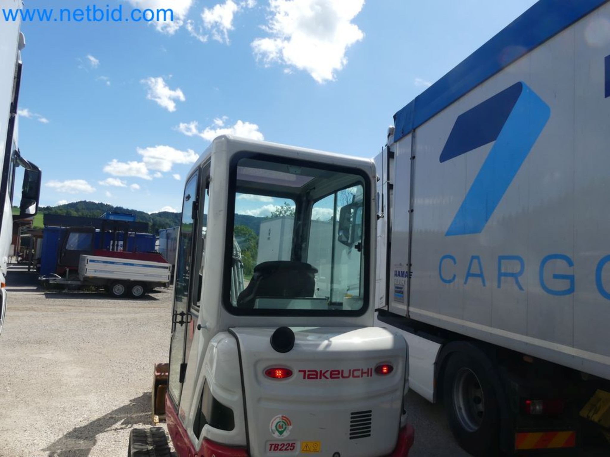 Minikoparka TAKEUCHI TB 225 GI-7