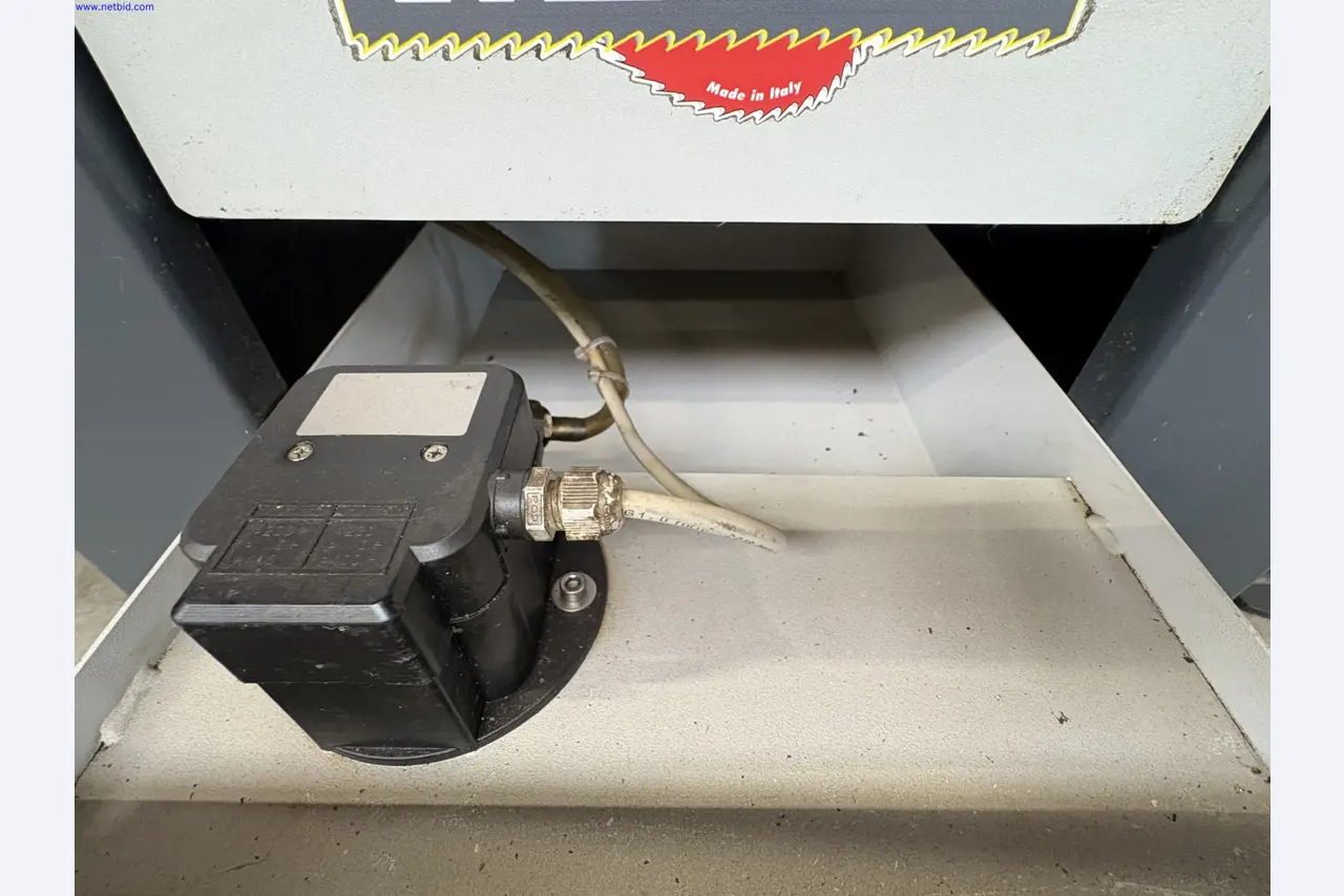 Restructuring of a metalworking factory in the Netherlands-16