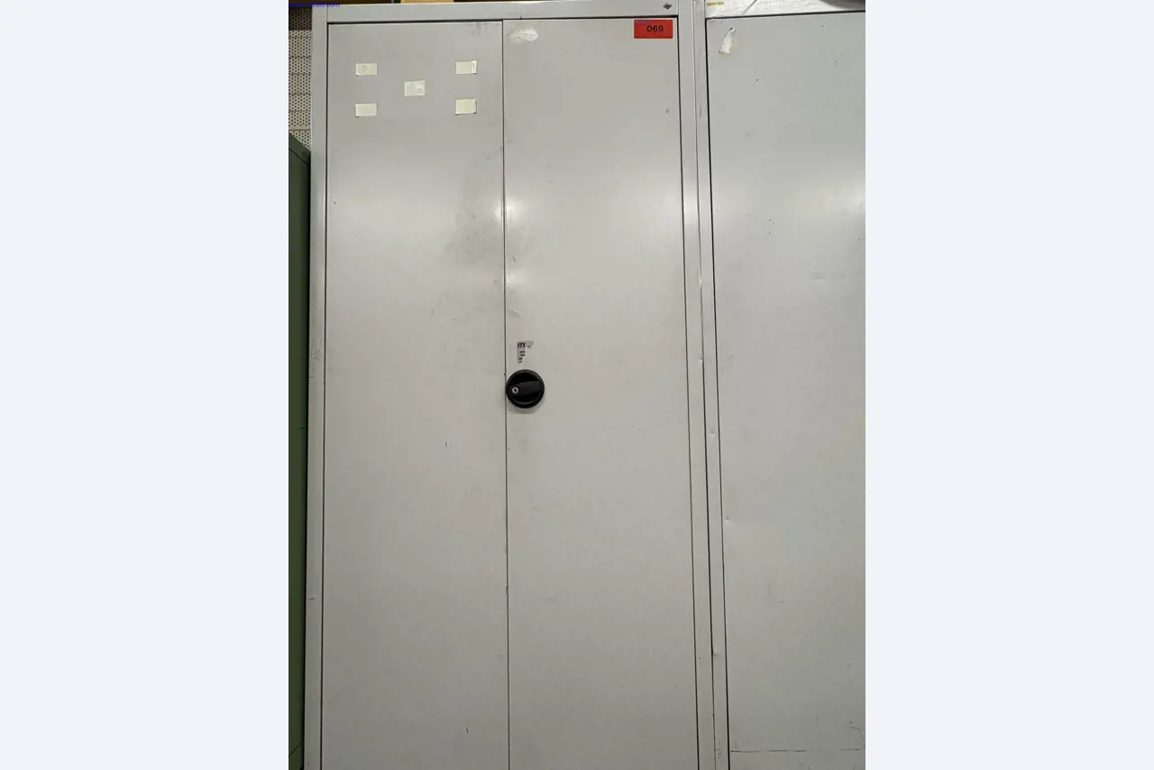 Reestructuración de una fábrica metalúrgica en los Países Bajos-1