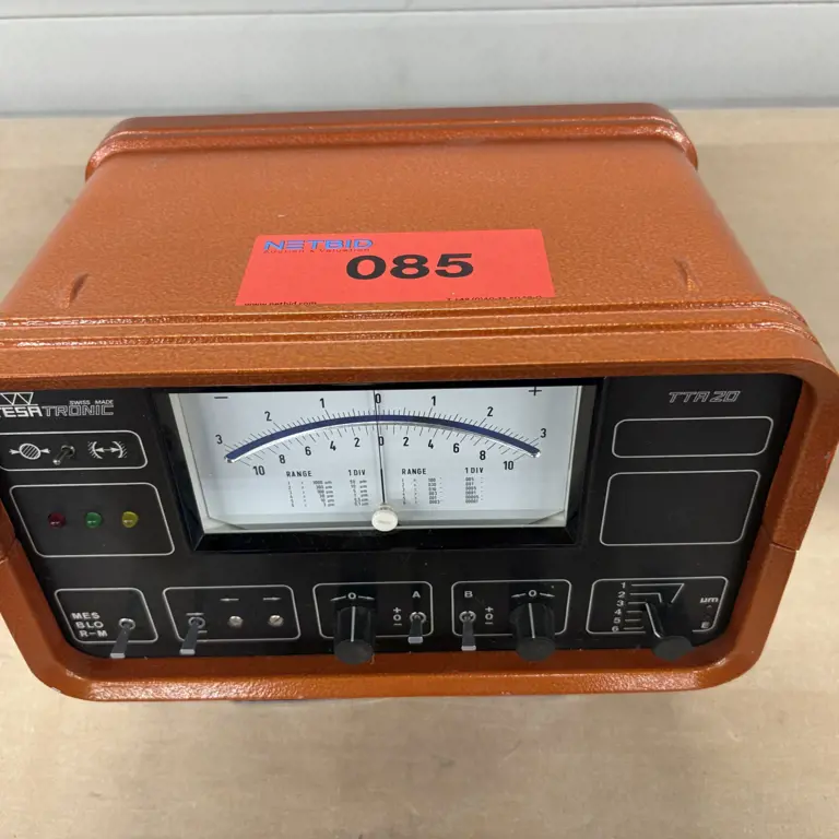 Elektronischer Messverstärker TESA Tesatronic TTA 20