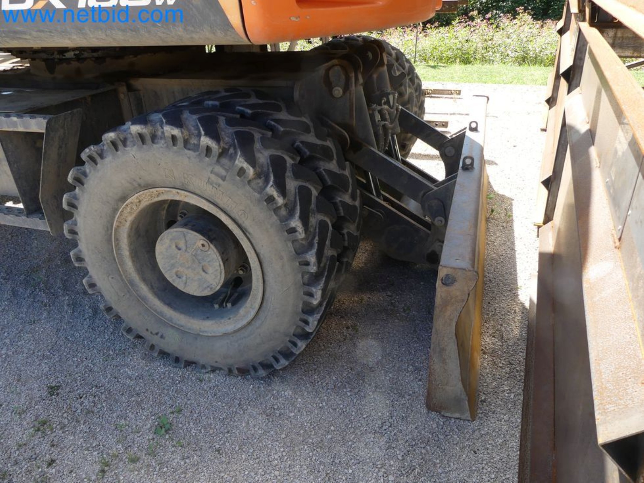 Koparka mobilna DOOSAN DX165W-11