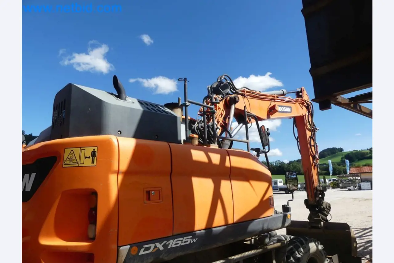 Mobilbagger DOOSAN DX165W -15