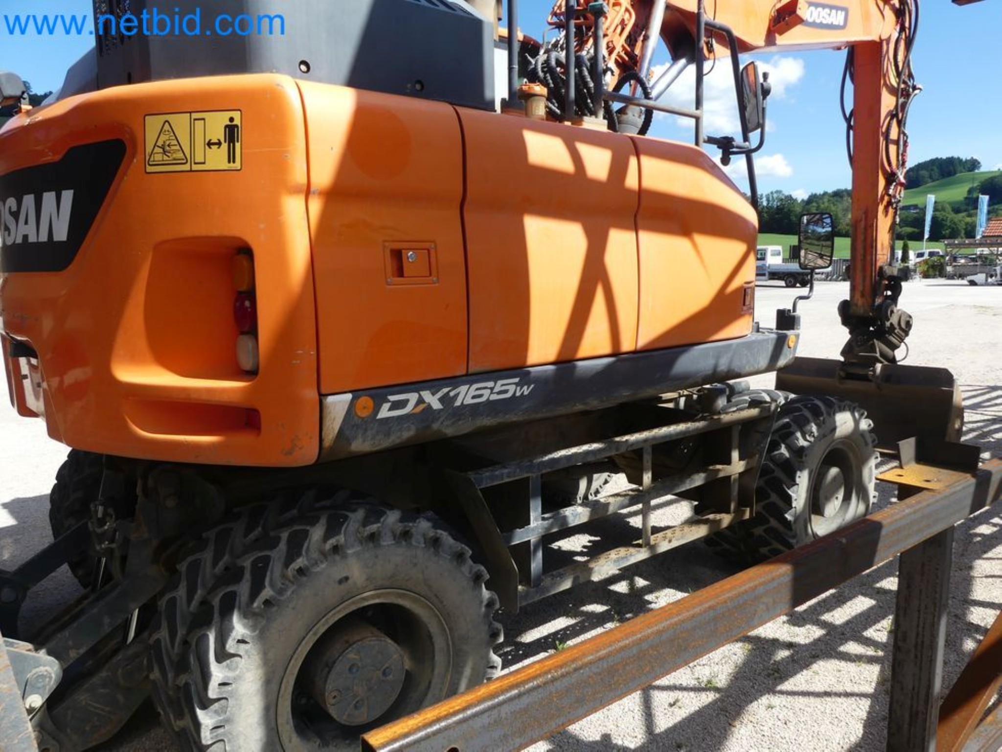 Koparka mobilna DOOSAN DX165W-16