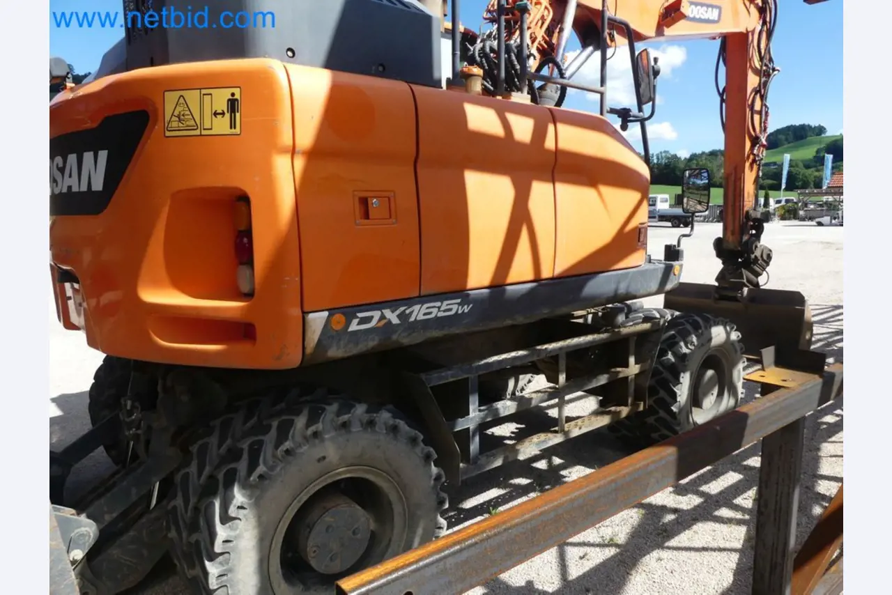 Mobilbagger DOOSAN DX165W -16
