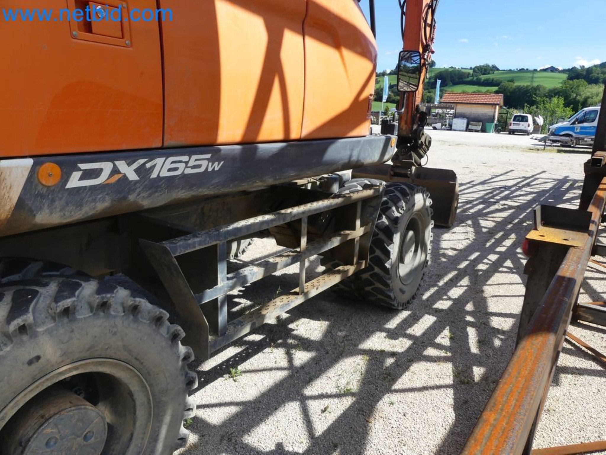 Koparka mobilna DOOSAN DX165W-18