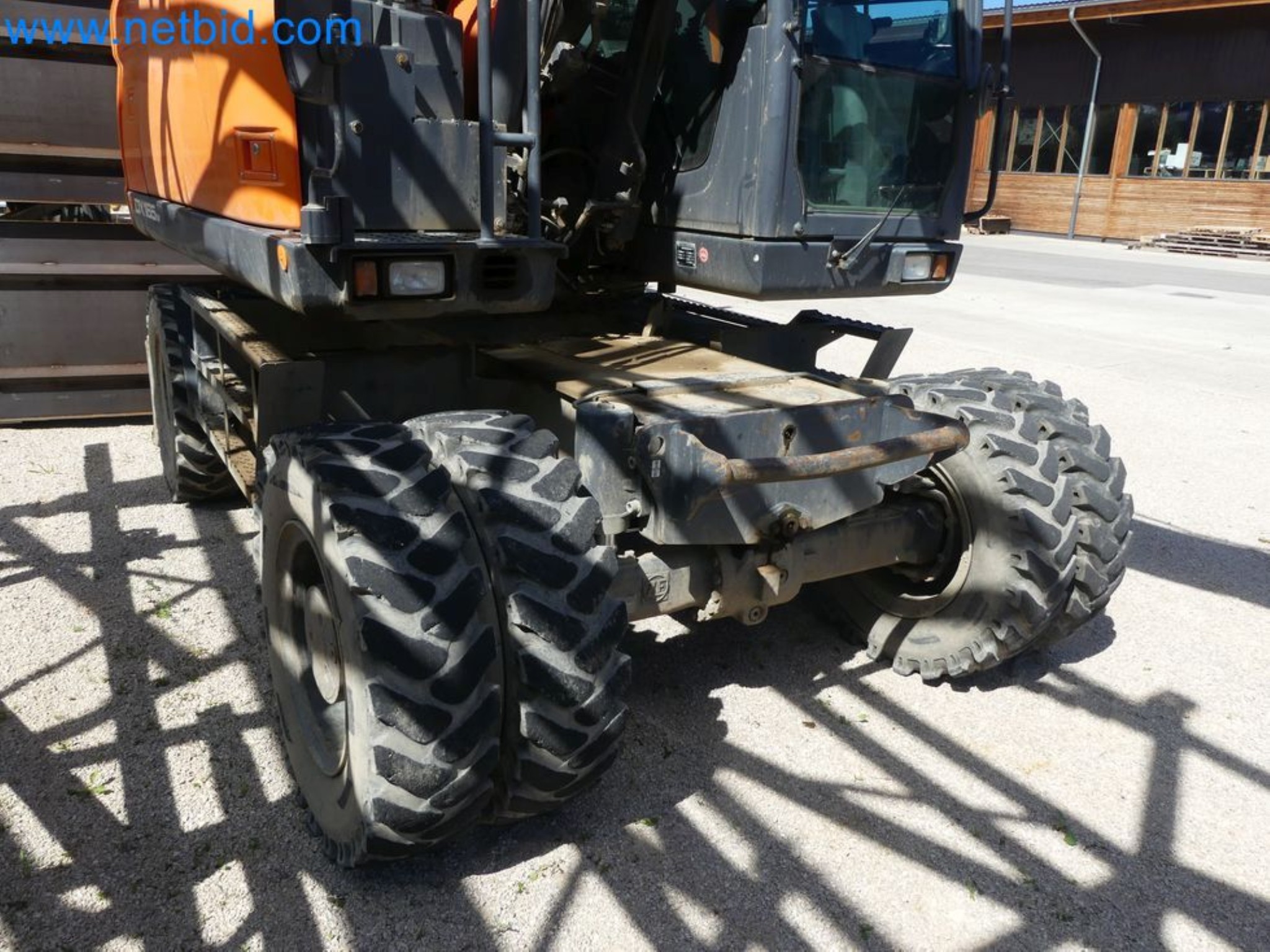 Koparka mobilna DOOSAN DX165W-20