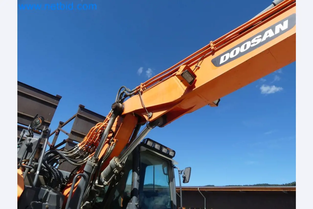 Mobilbagger DOOSAN DX165W -22