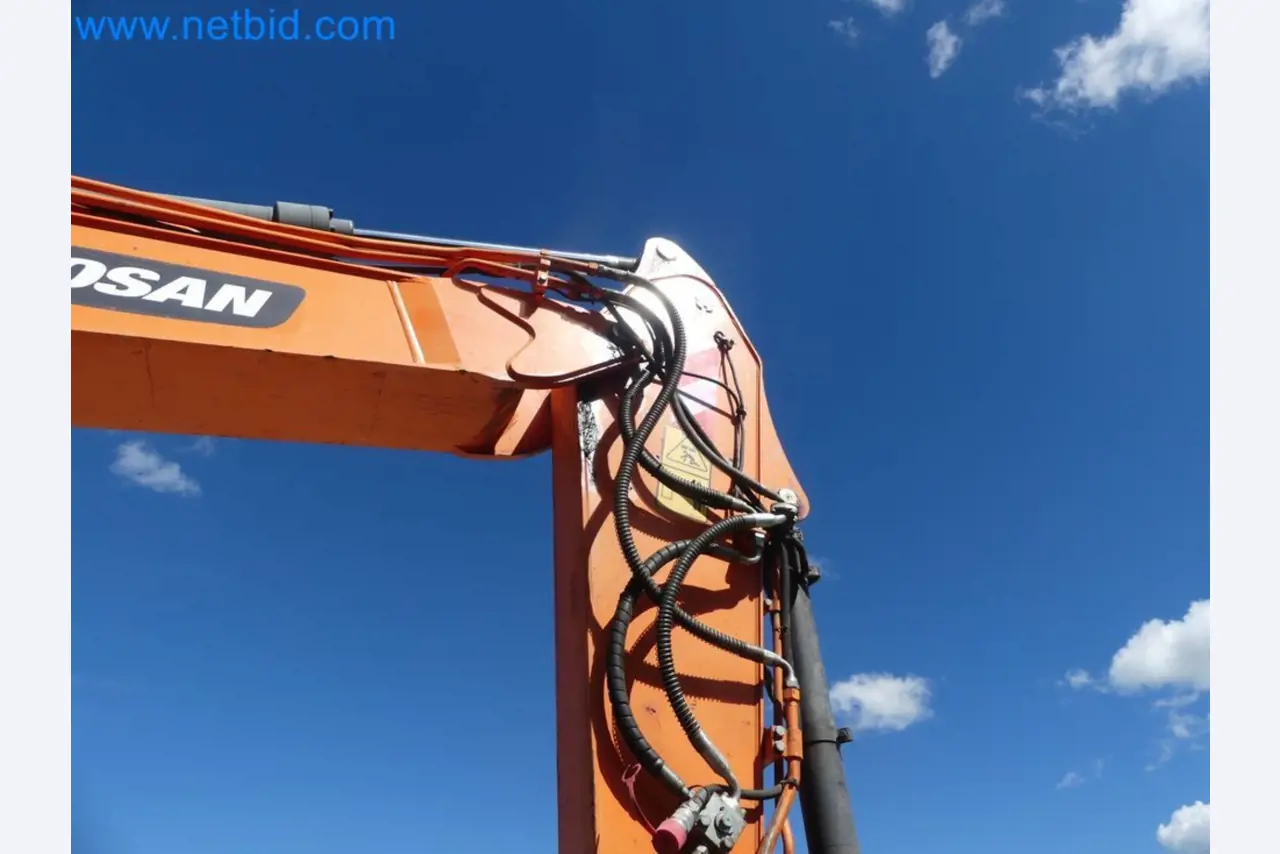 Mobilbagger DOOSAN DX165W -25