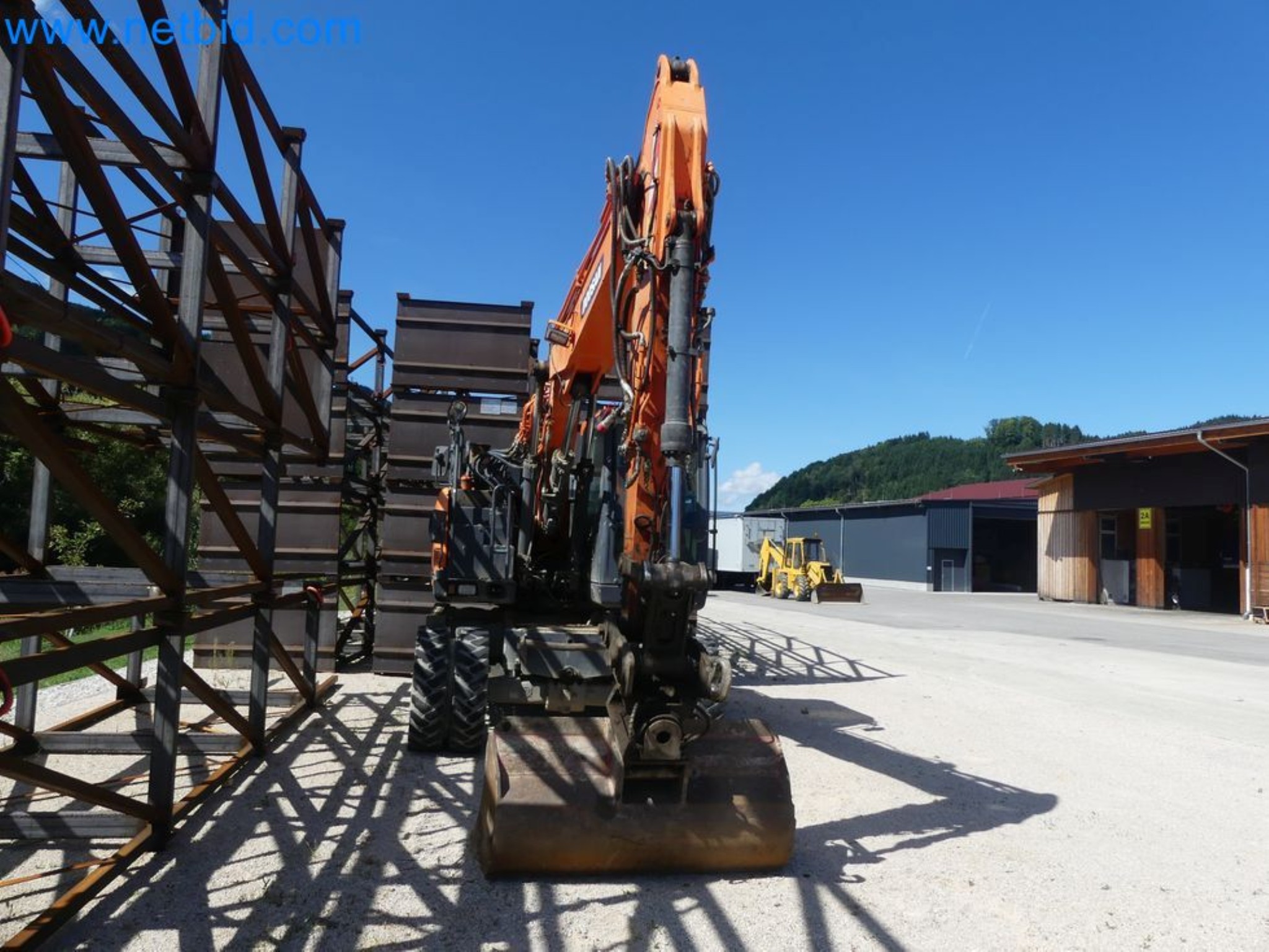 Koparka mobilna DOOSAN DX165W-45