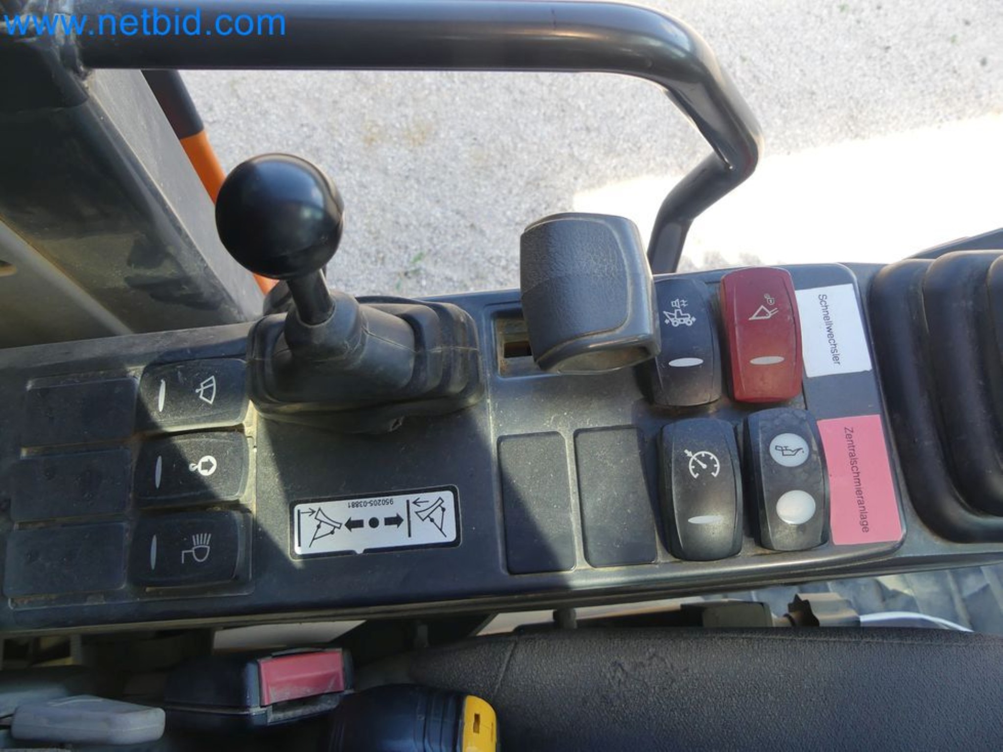 Koparka mobilna DOOSAN DX165W-49