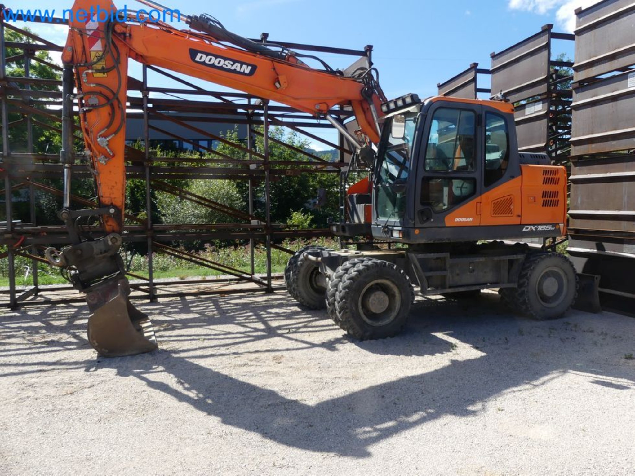Koparka mobilna DOOSAN DX165W-4