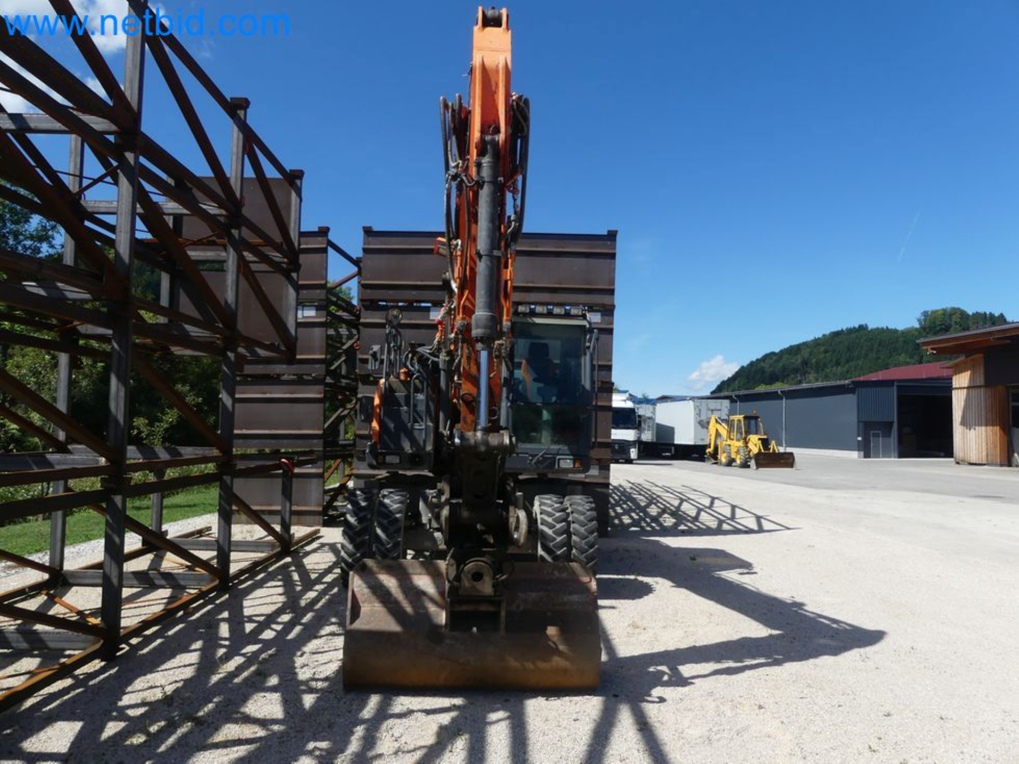 Koparka mobilna DOOSAN DX165W-56