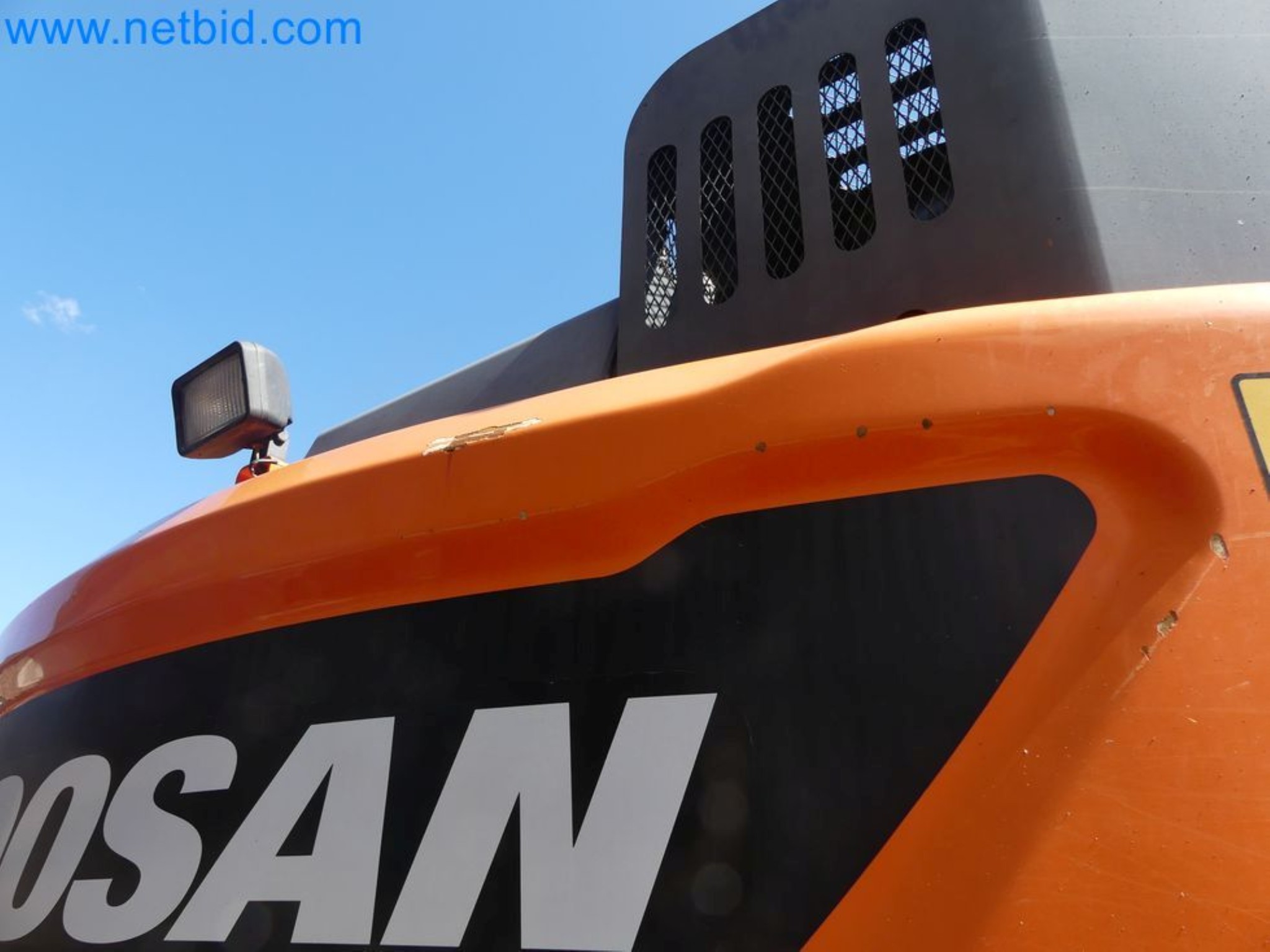 Koparka mobilna DOOSAN DX165W-68