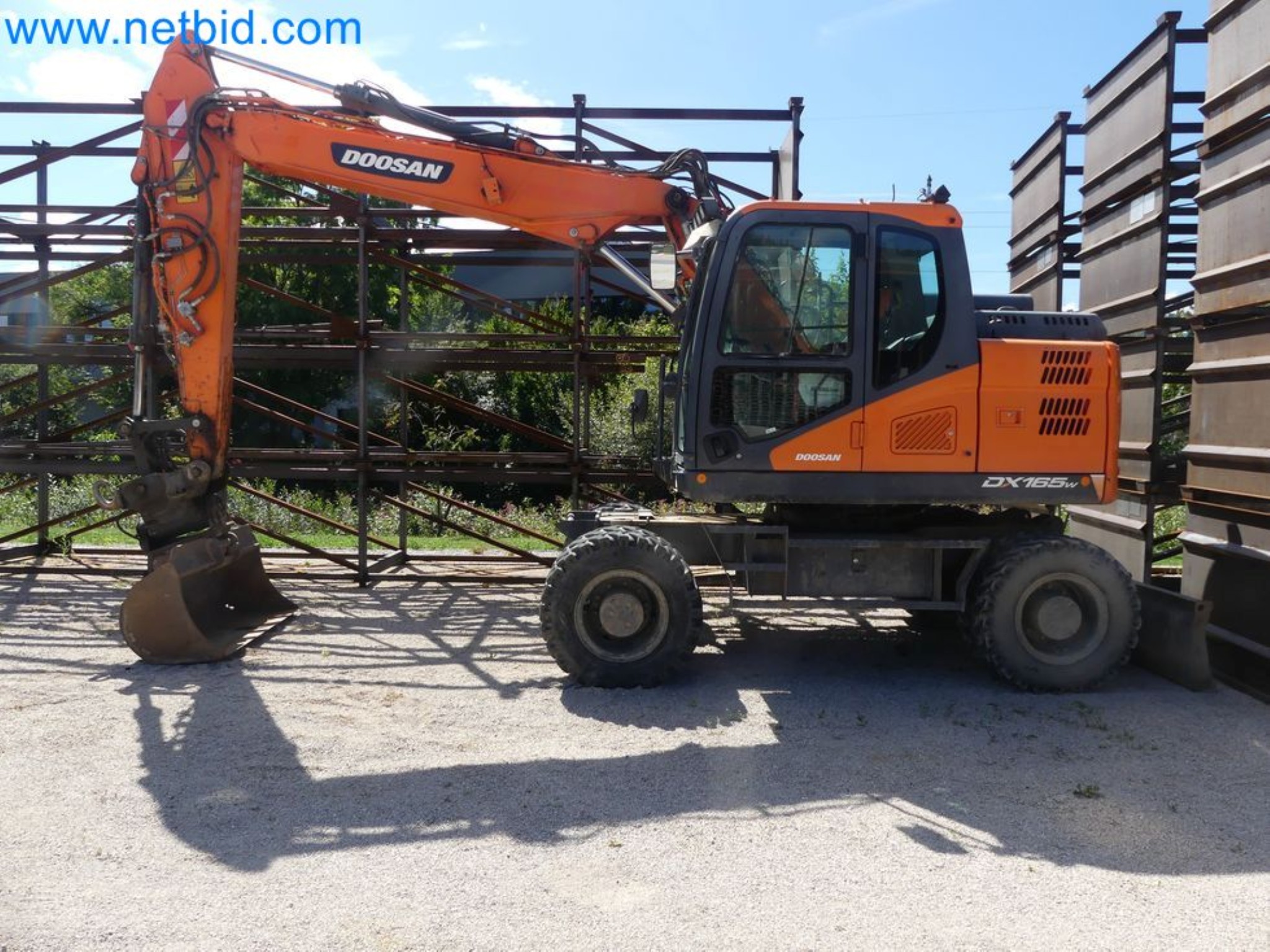 Koparka mobilna DOOSAN DX165W-6