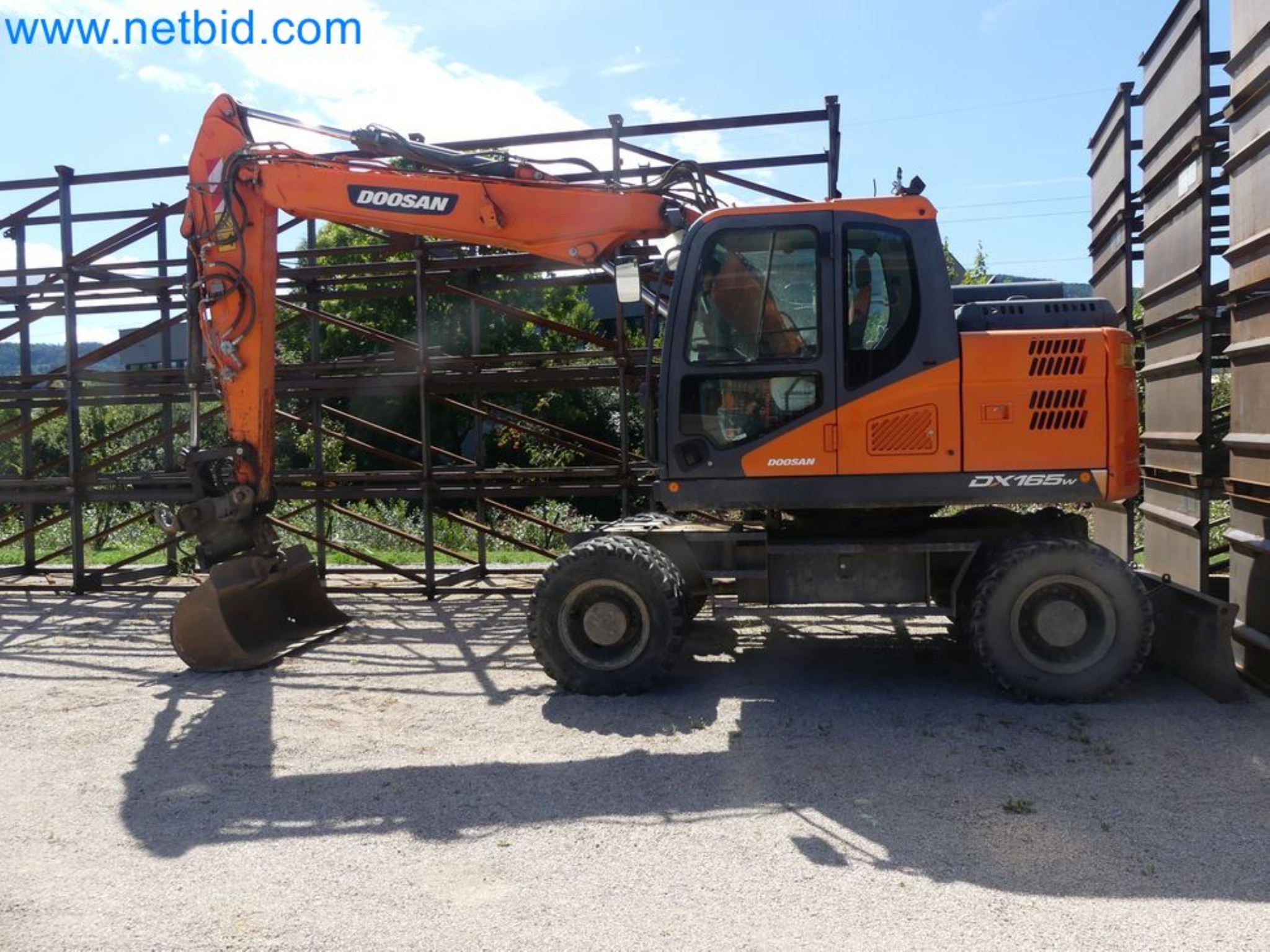 Koparka mobilna DOOSAN DX165W-7