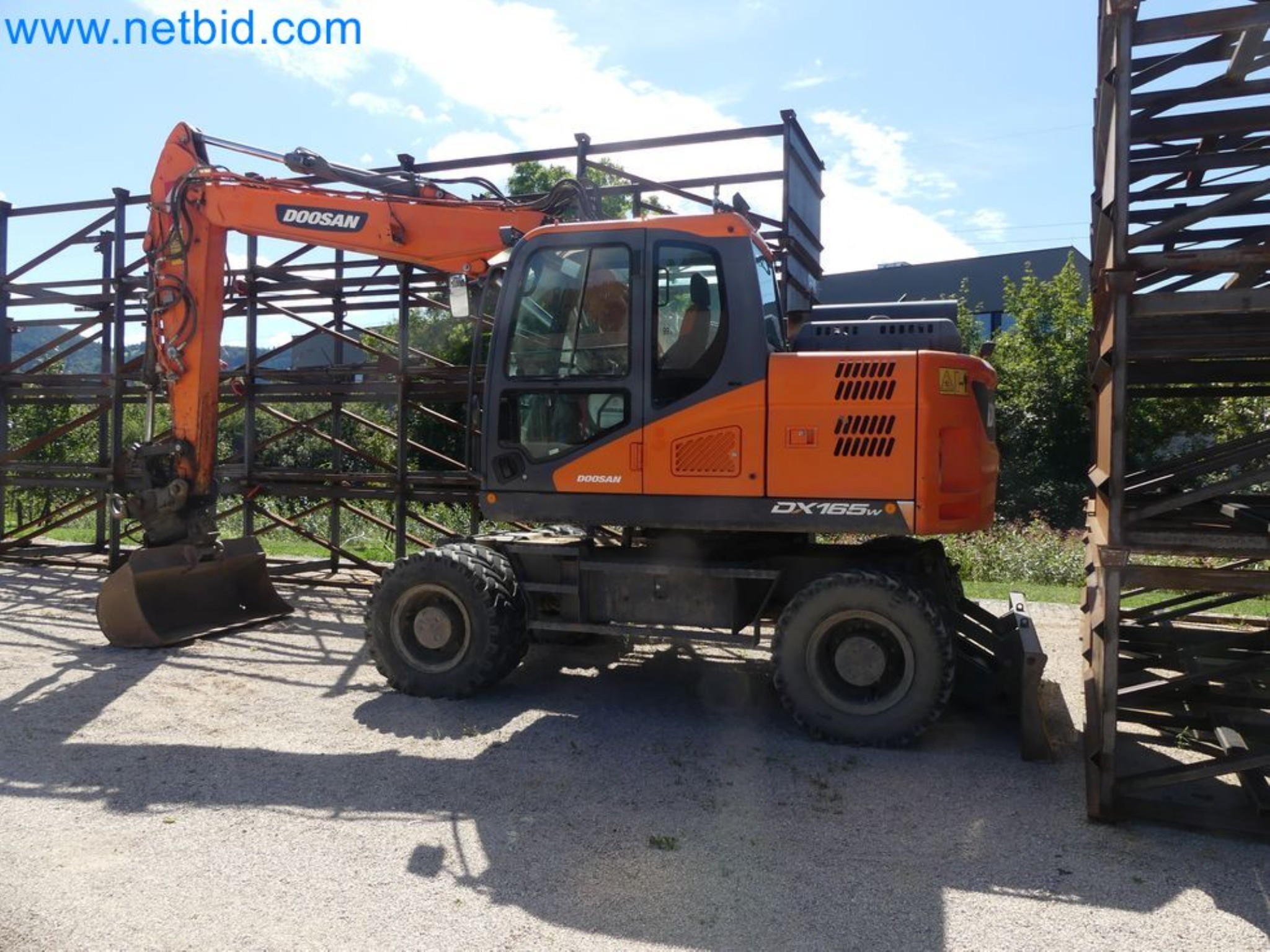 Koparka mobilna DOOSAN DX165W-9