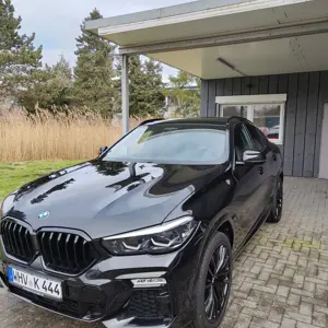 Avto BMW X6 xDrive40i