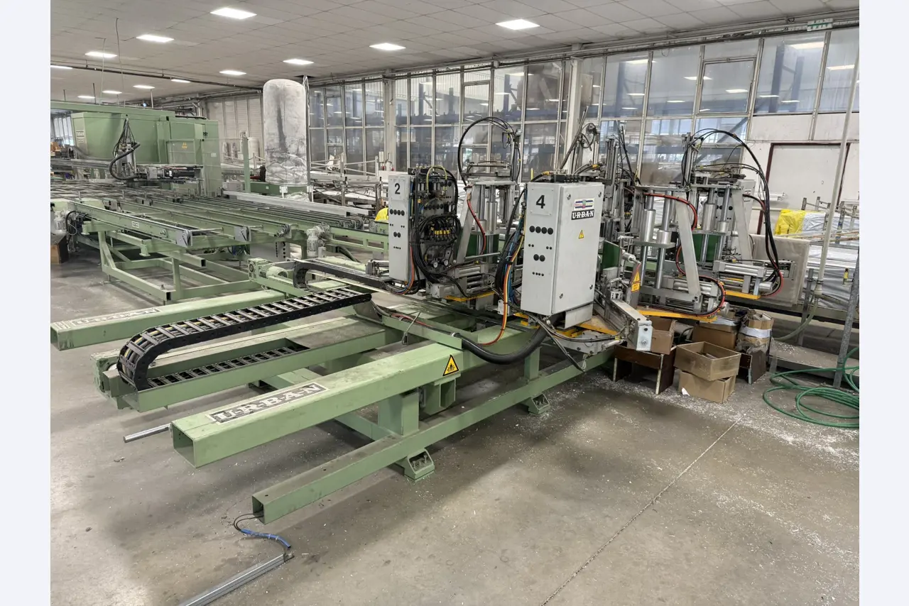 Máquinas para la fabricación de ventanas de plástico-2